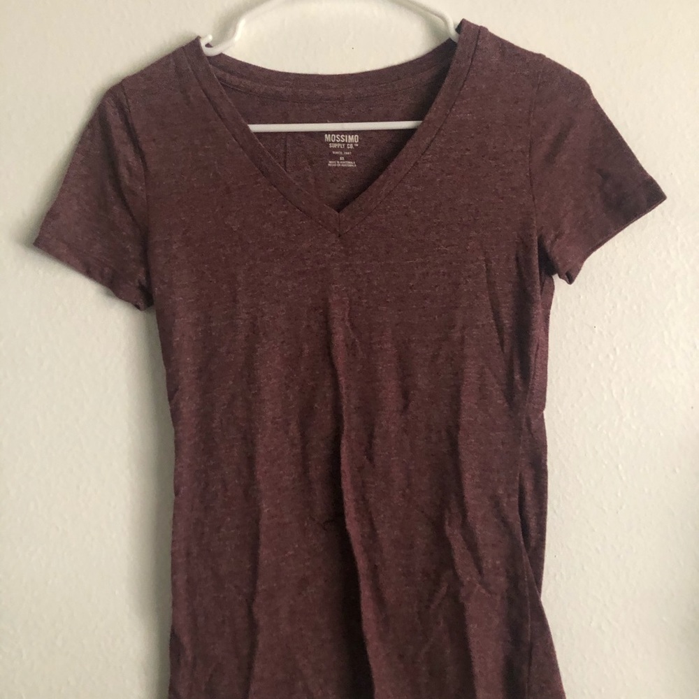 ✨3/$10✨ Heather Maroon V-Neck